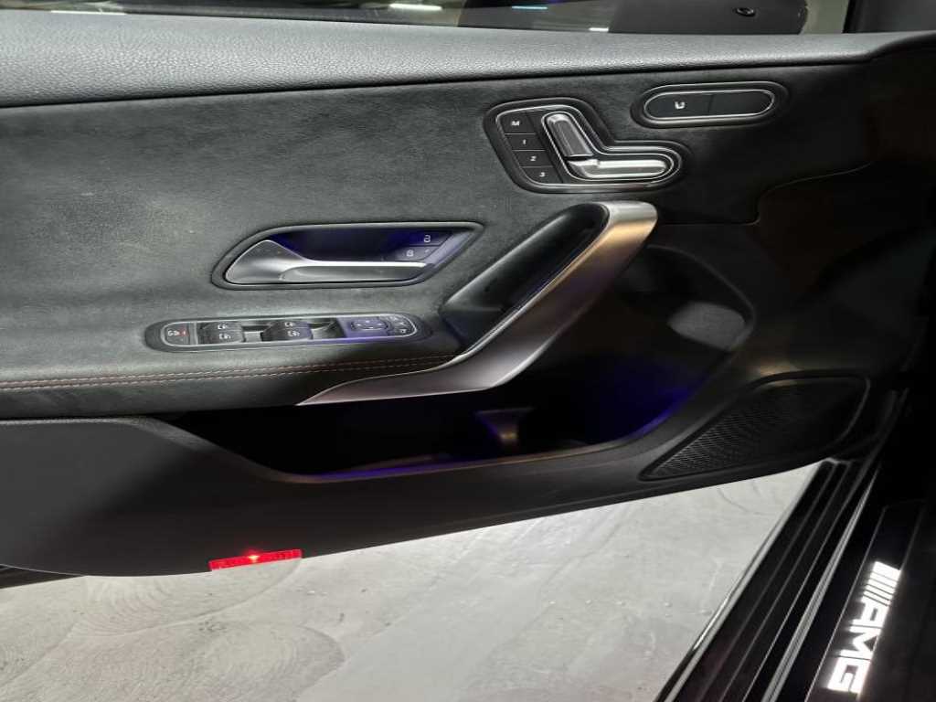 Mercedes Benz A Class - Vista 11