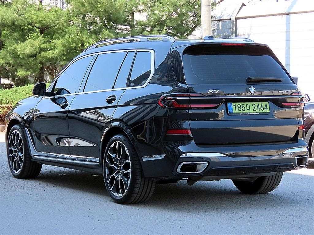 BMW X7 - Vista 3