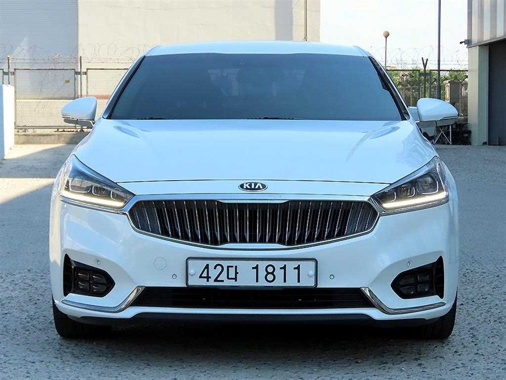 KIA K7 2017 Blanco - Importación desde Corea - HF Imports Iquique - Foto 1