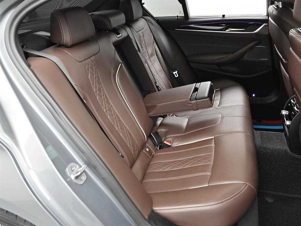 BMW 5 Series - Vista 10