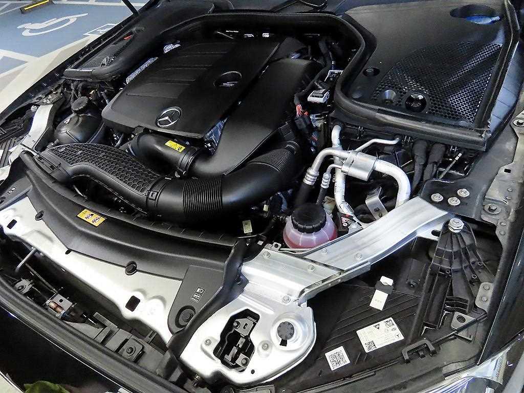 Mercedes Benz E class 2023 Negro - Importación desde Corea - HF Imports Iquique - Foto 19