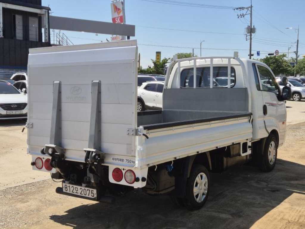 Small Truck Top_Powergate 2022 Blanco - Importación desde Corea - HF Imports Iquique - Foto 1