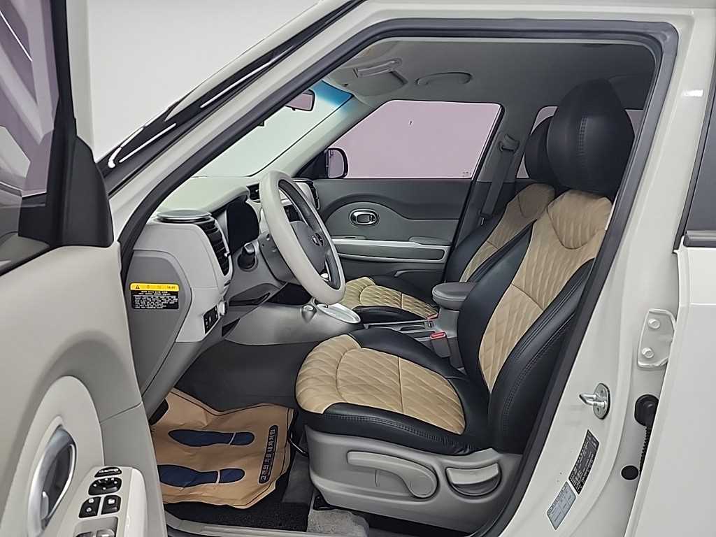 KIA Soul - Vista 11