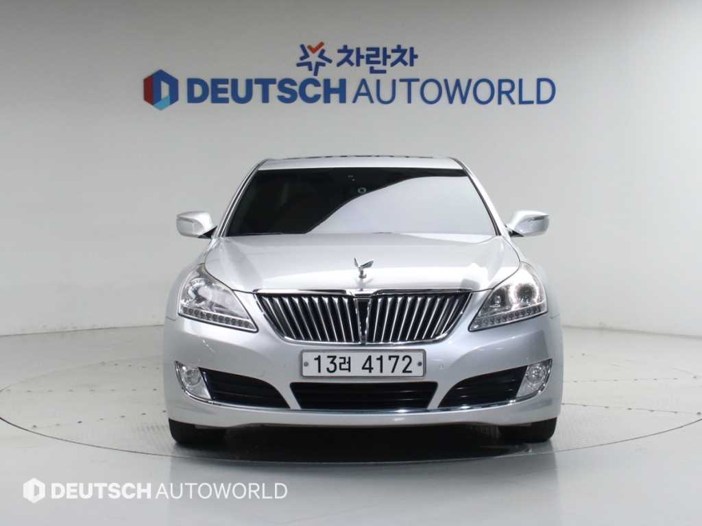 HYUNDAI Equus - Vista 3