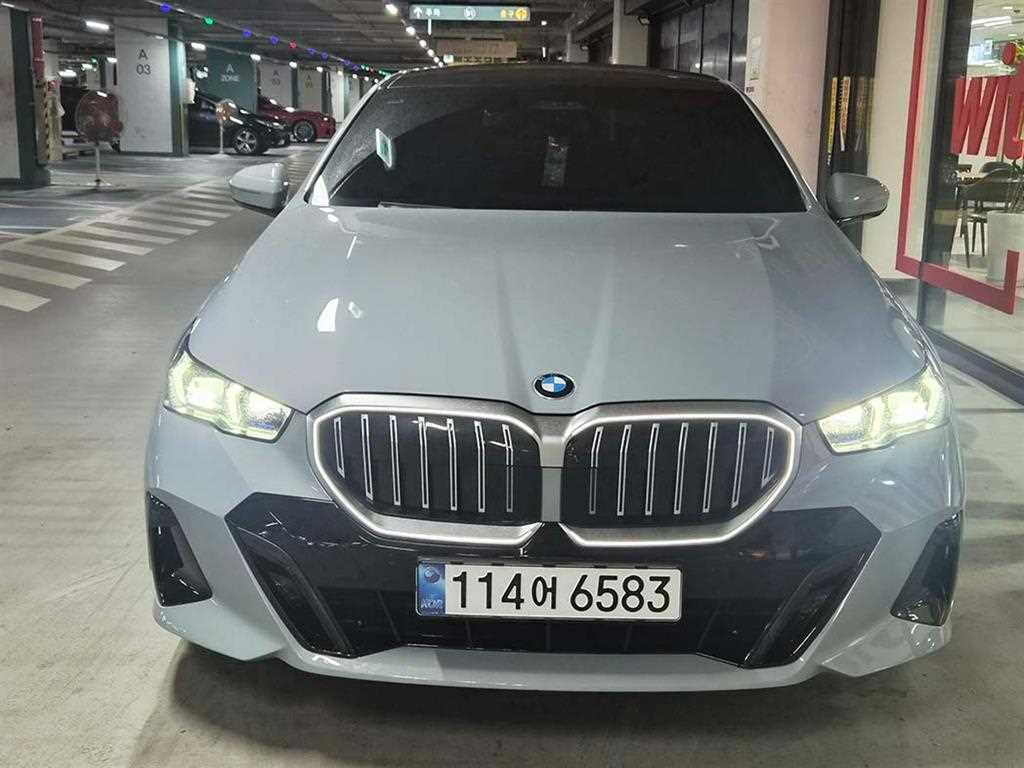 BMW 5 Series - Vista 2