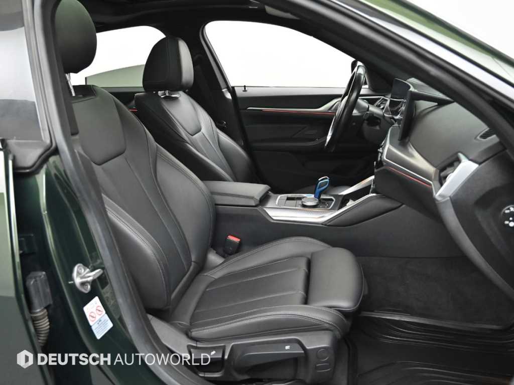 BMW i4 - Vista 10