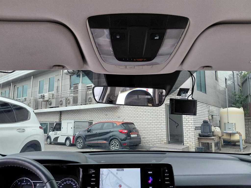 KIA Sorento - Vista 12