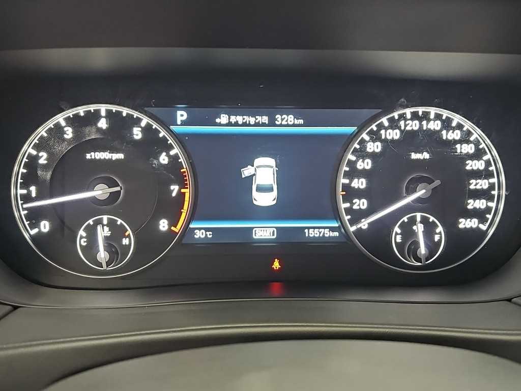 Genesis EQ900 - Vista 6