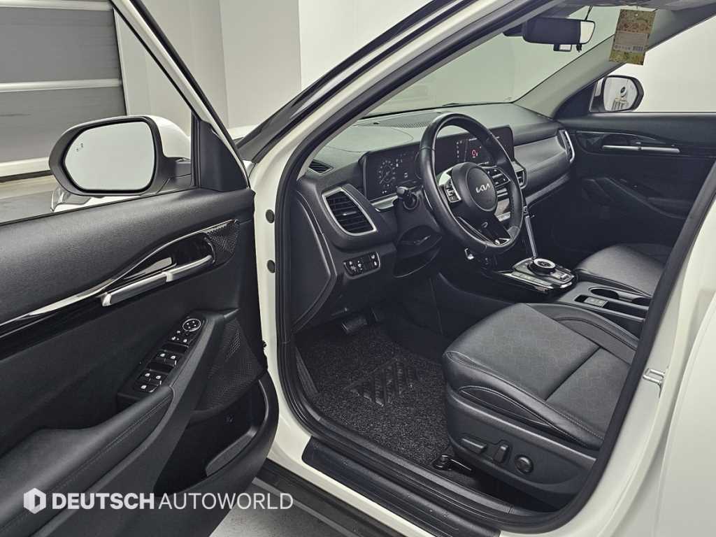 KIA Seltos - Vista 11