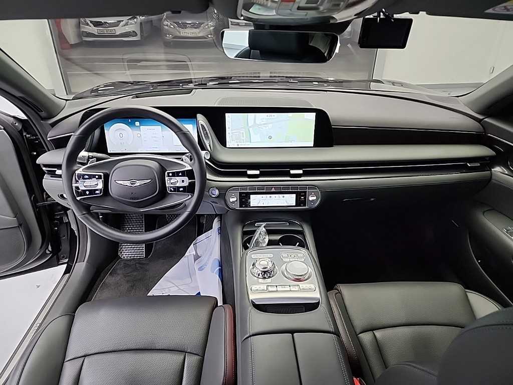 Genesis G90 - Vista 7