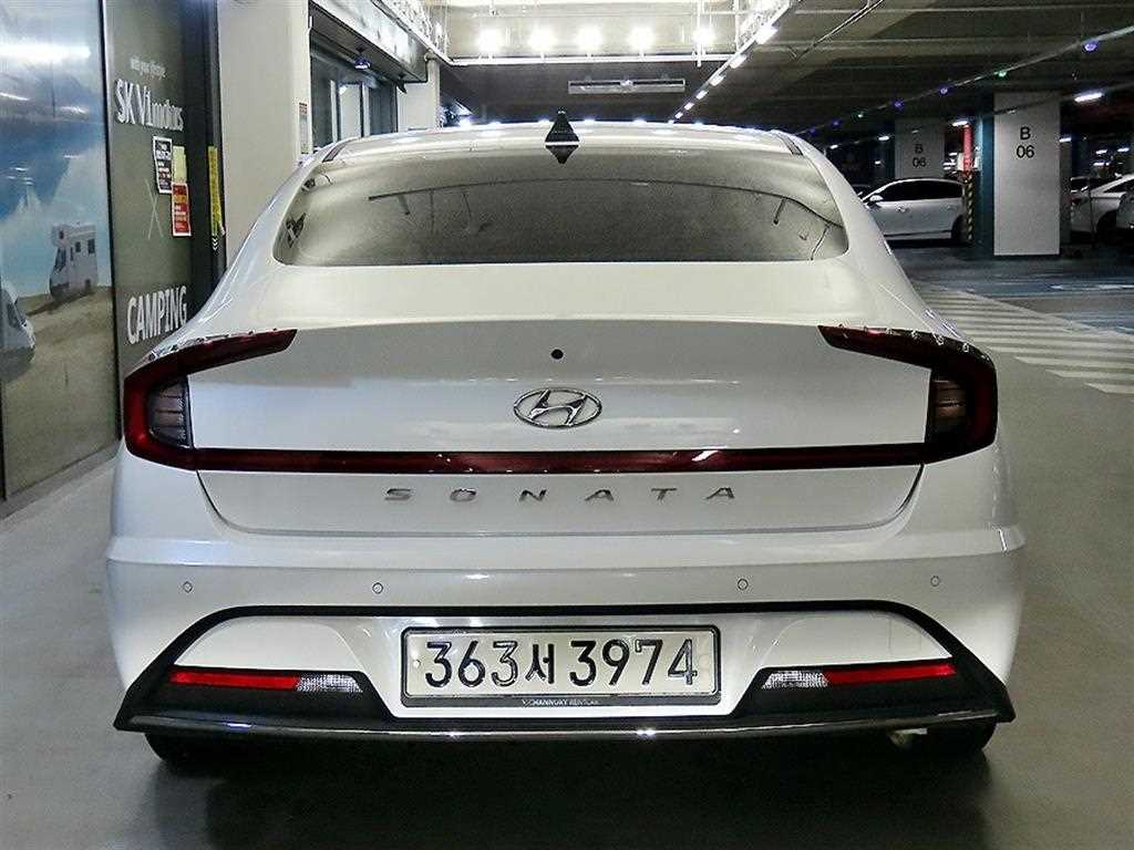 HYUNDAI Sonata - Vista 5
