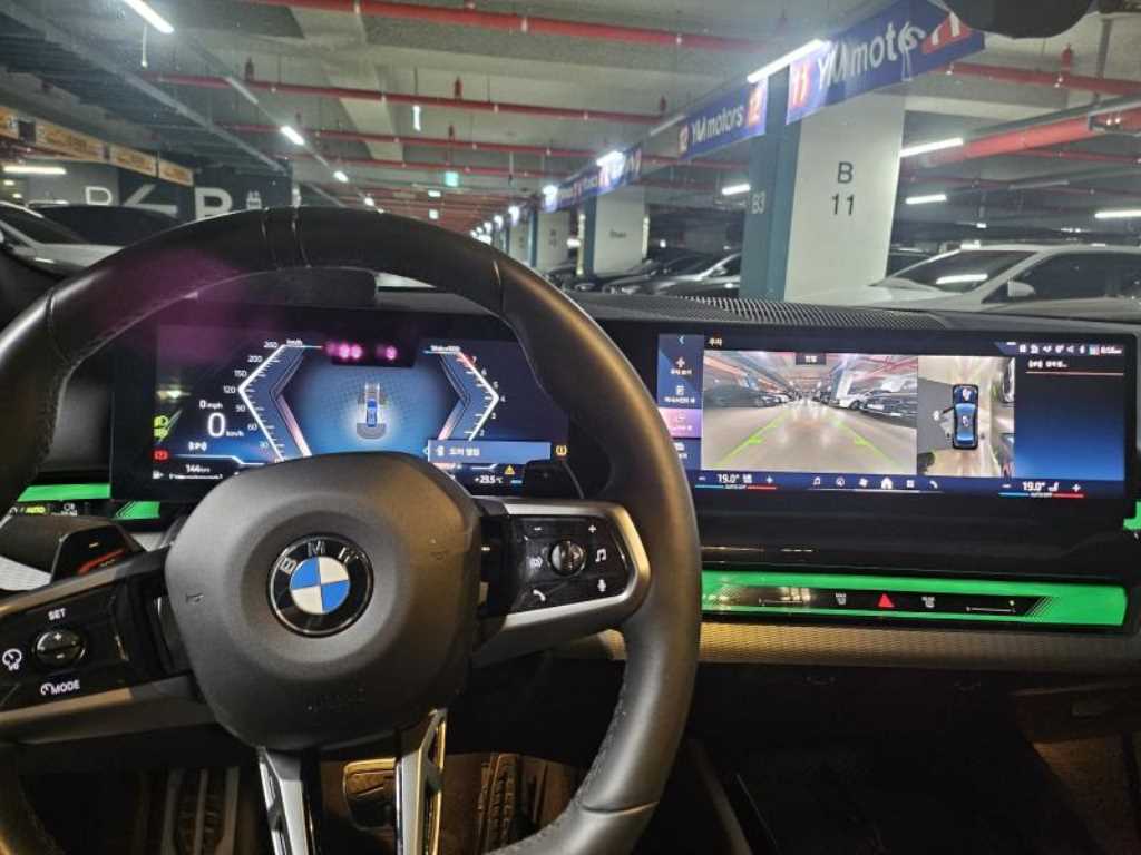 BMW 5 Series - Vista 5
