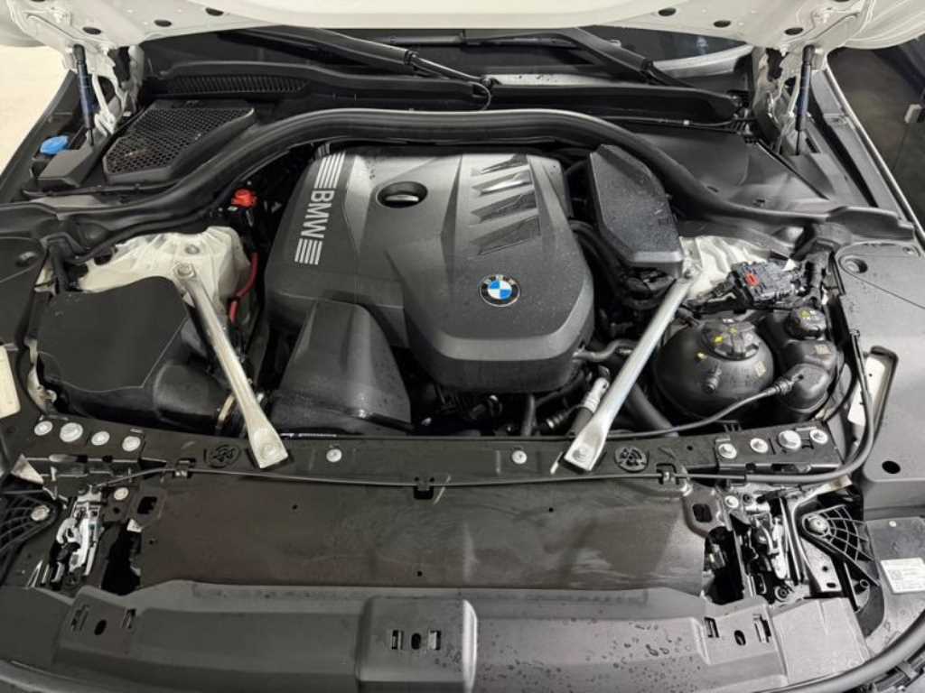 BMW 5 Series 2024 Blanco - Importación desde Corea - HF Imports Iquique - Foto 19