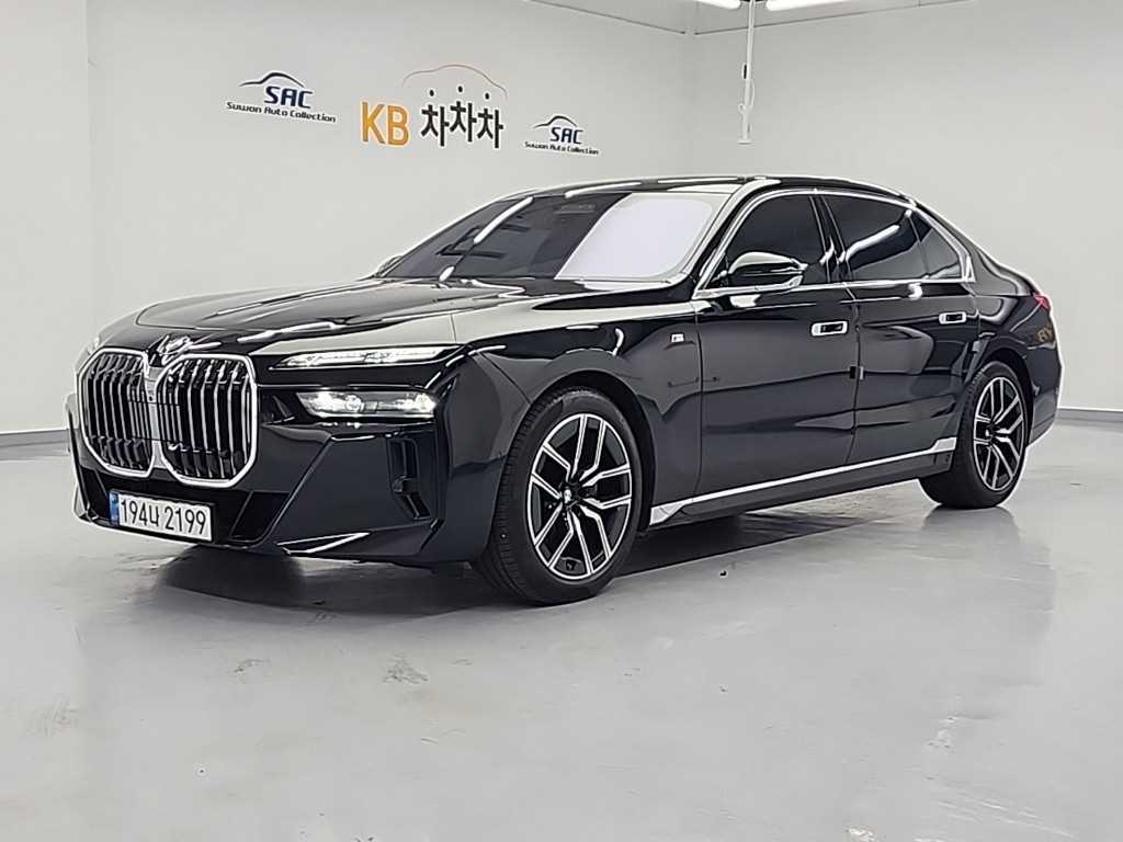 BMW 7 Series - Vista 4