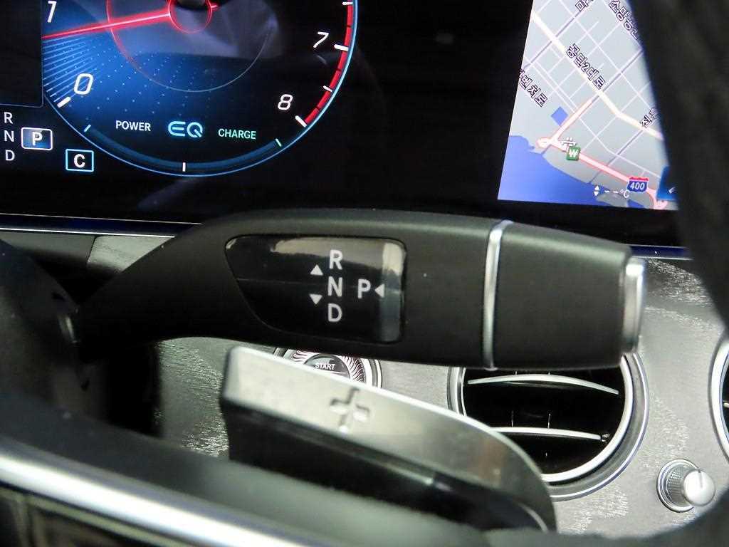 Mercedes Benz E class - Vista 10