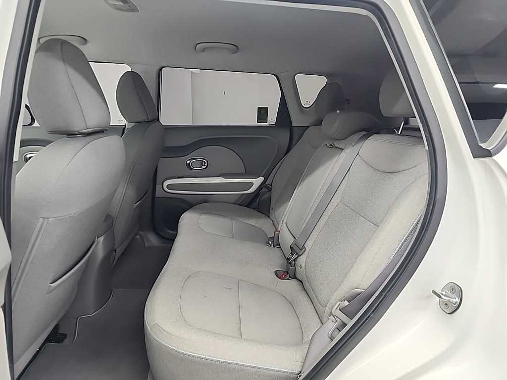 KIA Soul - Vista 12