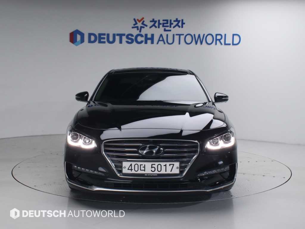 HYUNDAI Grandeur - Vista 3
