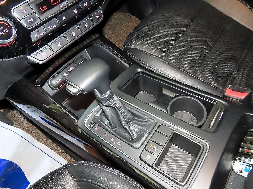 KIA Sorento - Vista 12