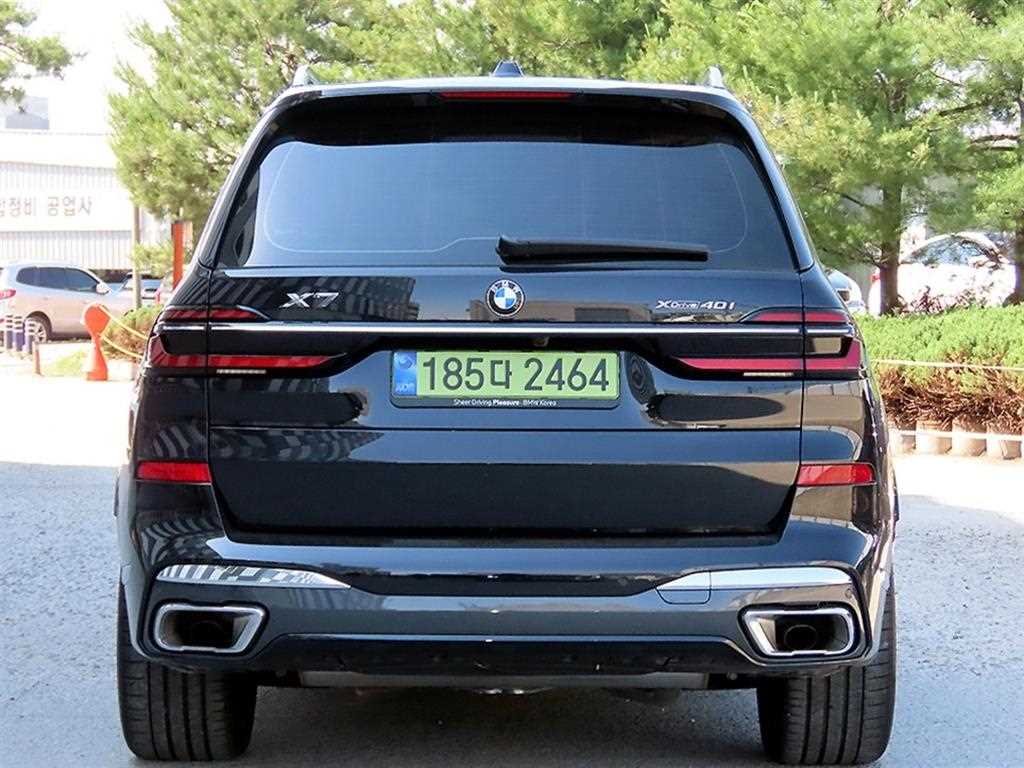 BMW X7 - Vista 4