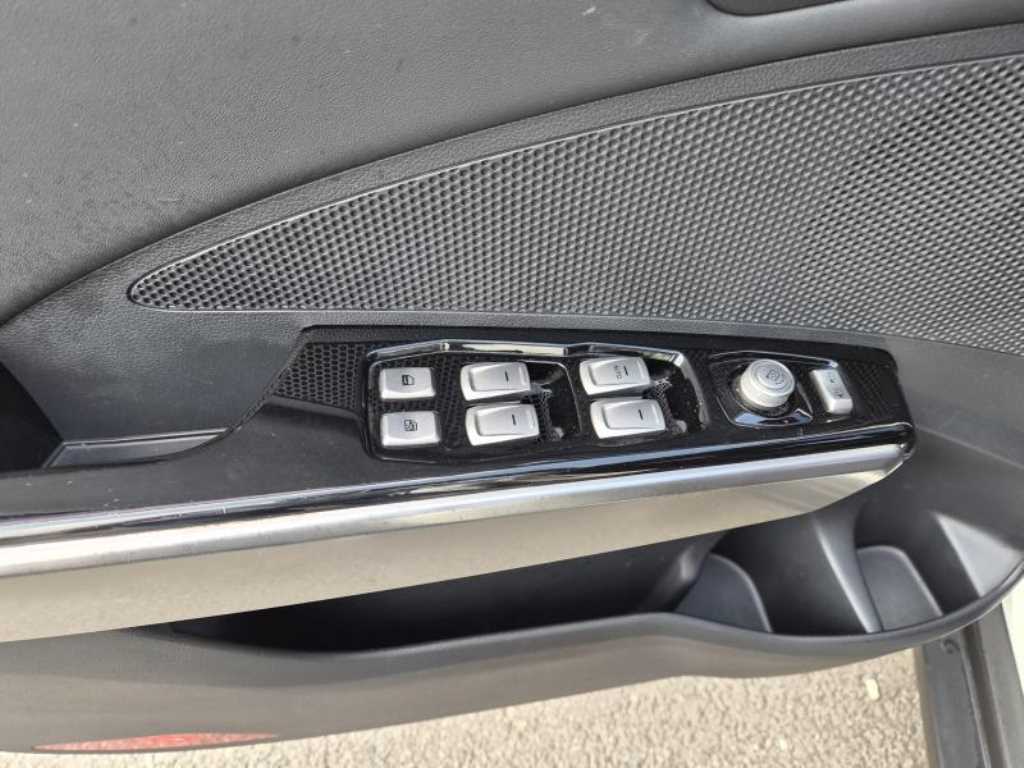 Ssangyong Tivoli - Vista 11