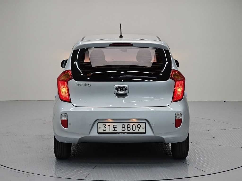 KIA Morning - Vista 3