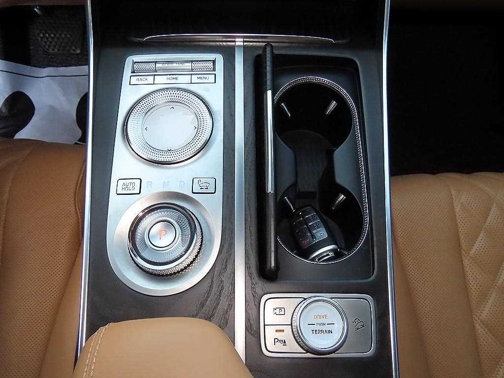 Genesis GV80 - Vista 11