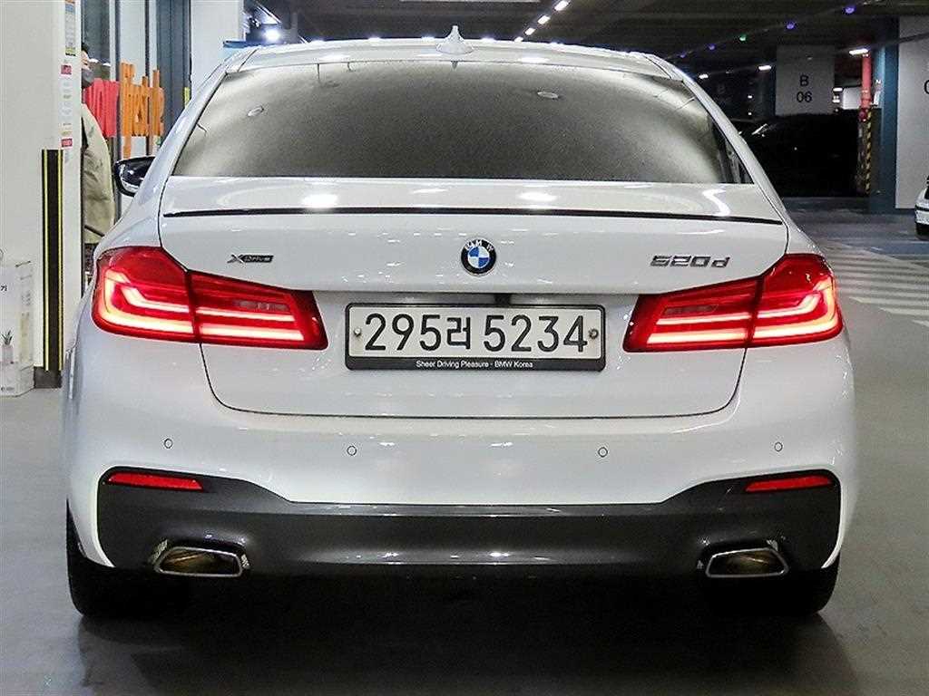 BMW 5 Series - Vista 5