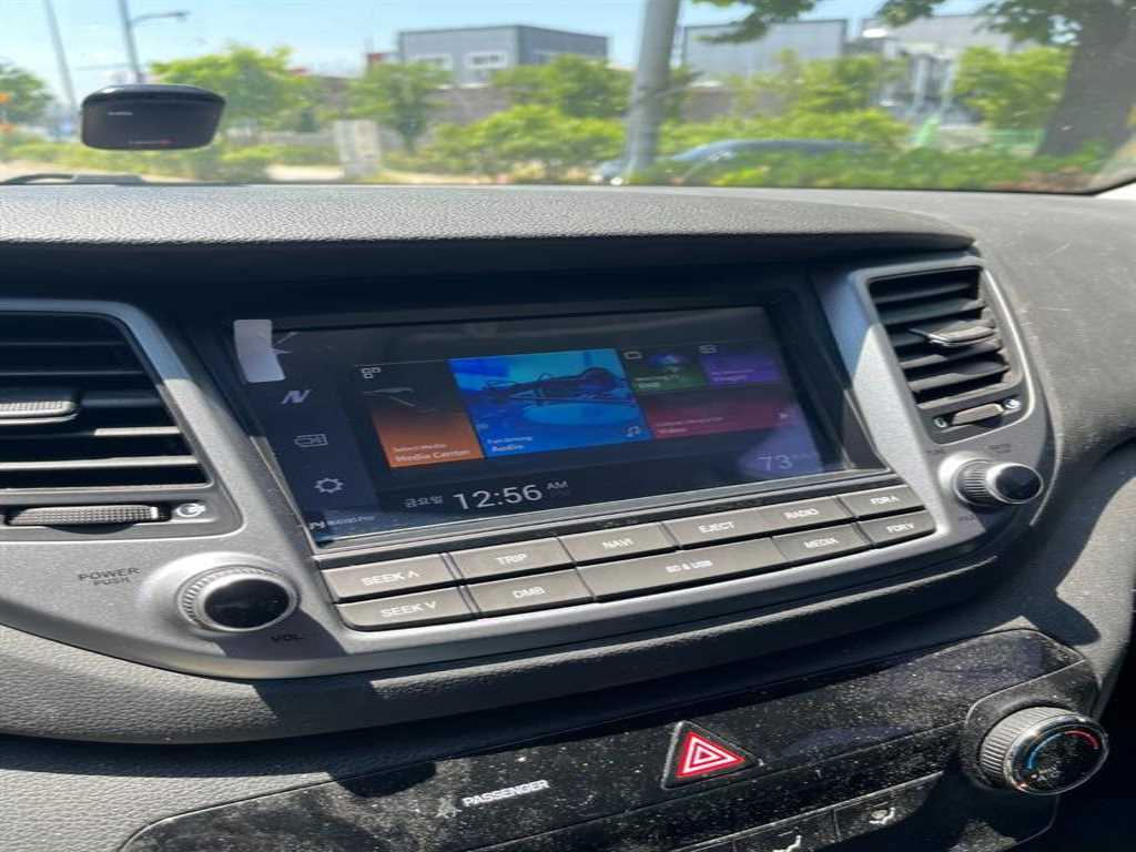 HYUNDAI Tucson - Vista 6