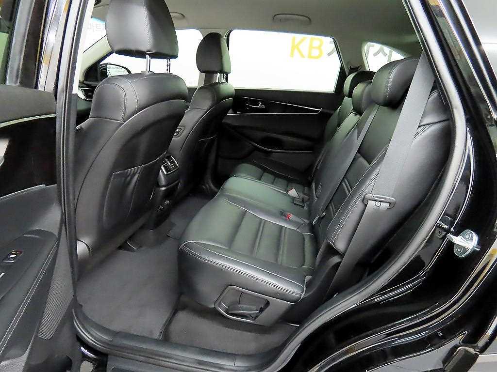 KIA Sorento - Vista 6