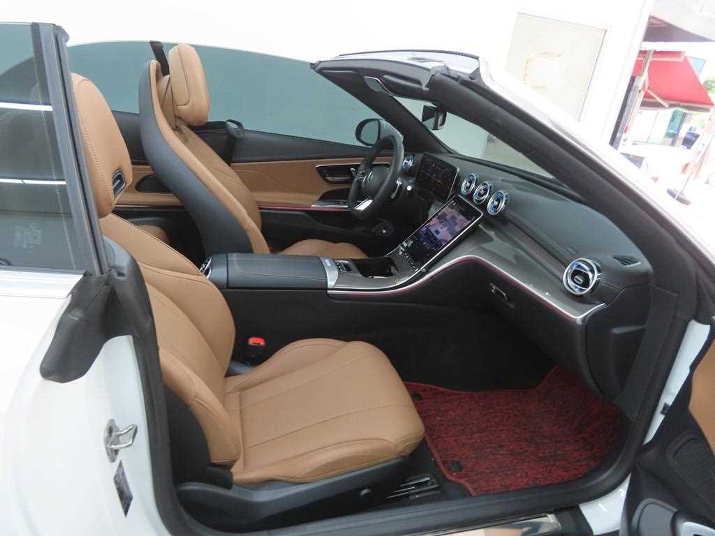 Mercedes Benz CLE Class - Vista 6