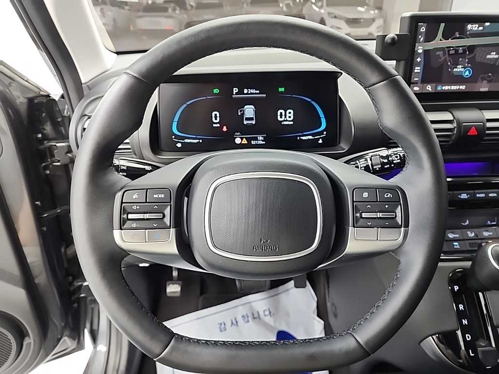 HYUNDAI Casper - Vista 9