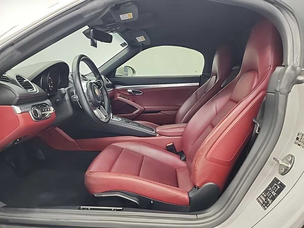 Porsche 718 - Vista 11