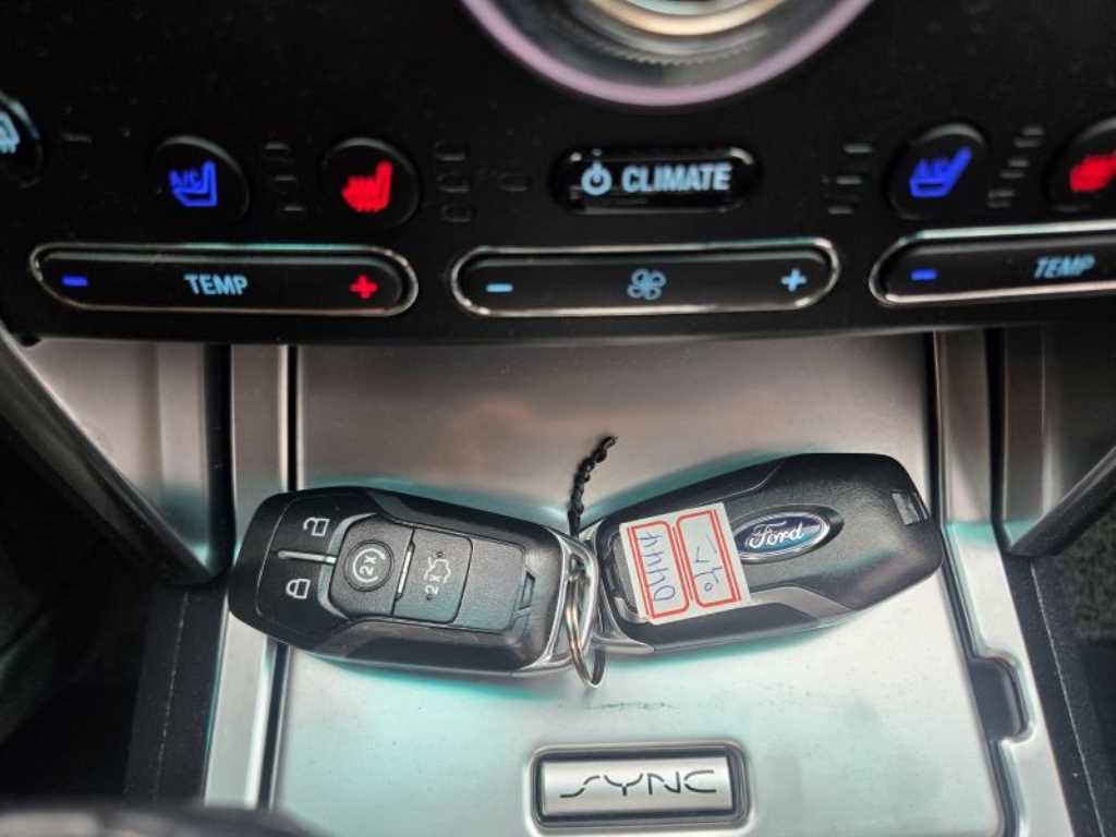 Ford Explorer 2016 Blanco - Importación desde Corea - HF Imports Iquique - Foto 13