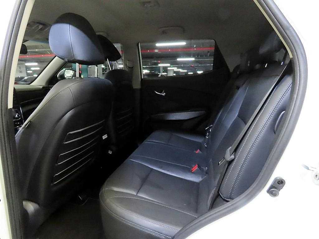 Ssangyong Tivoli - Vista 7