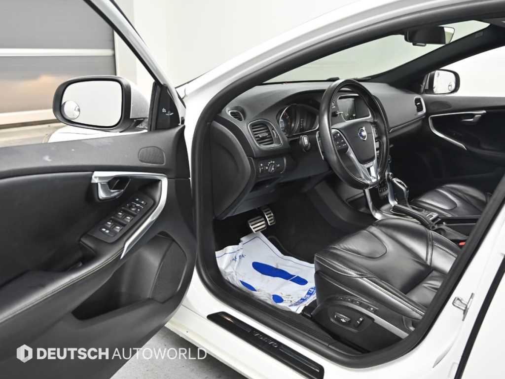 Volvo V40 - Vista 11