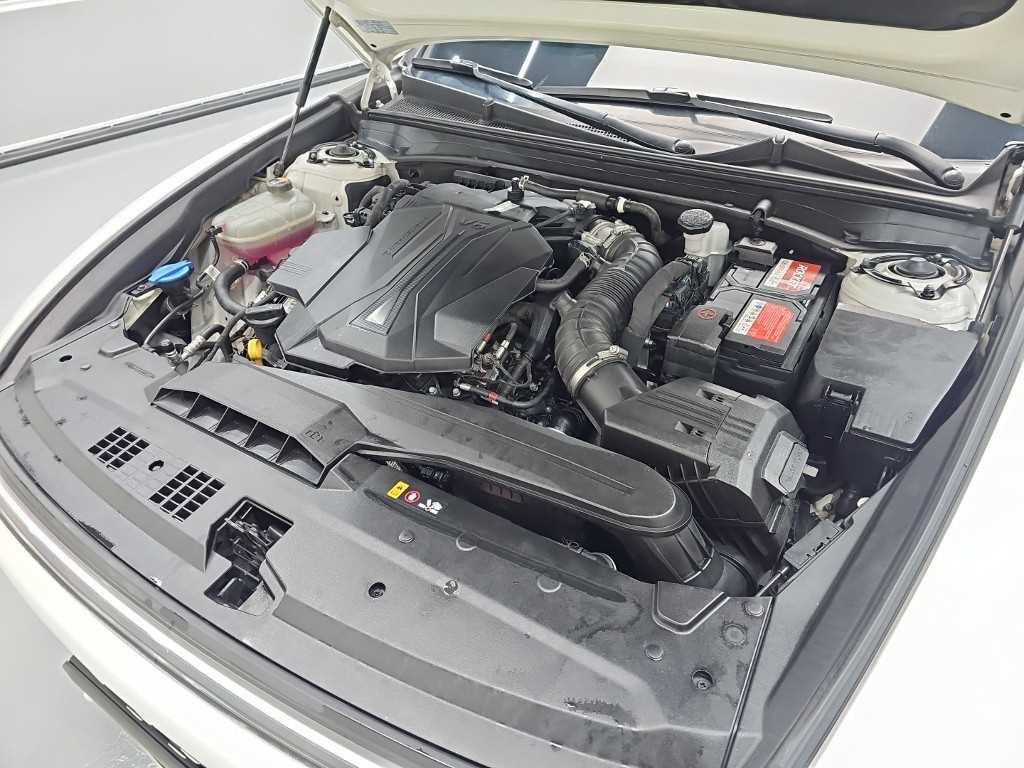 HYUNDAI Grandeur - Vista 5