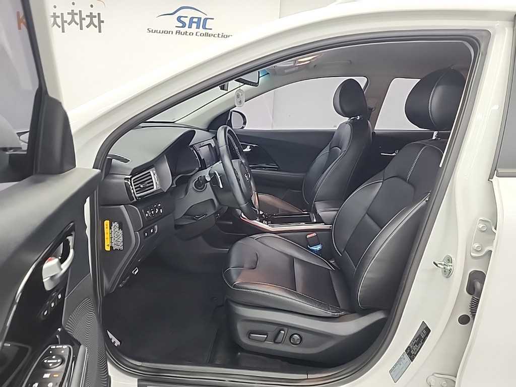 KIA Niro - Vista 11