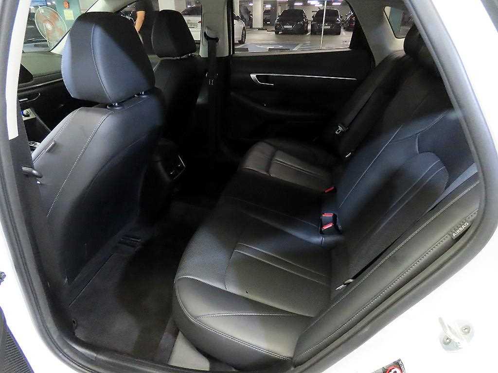 HYUNDAI Sonata - Vista 7