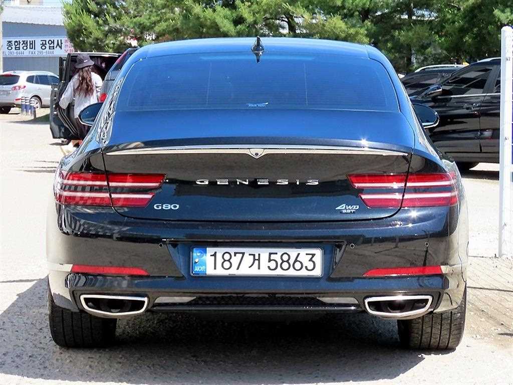 Genesis G80 - Vista 4