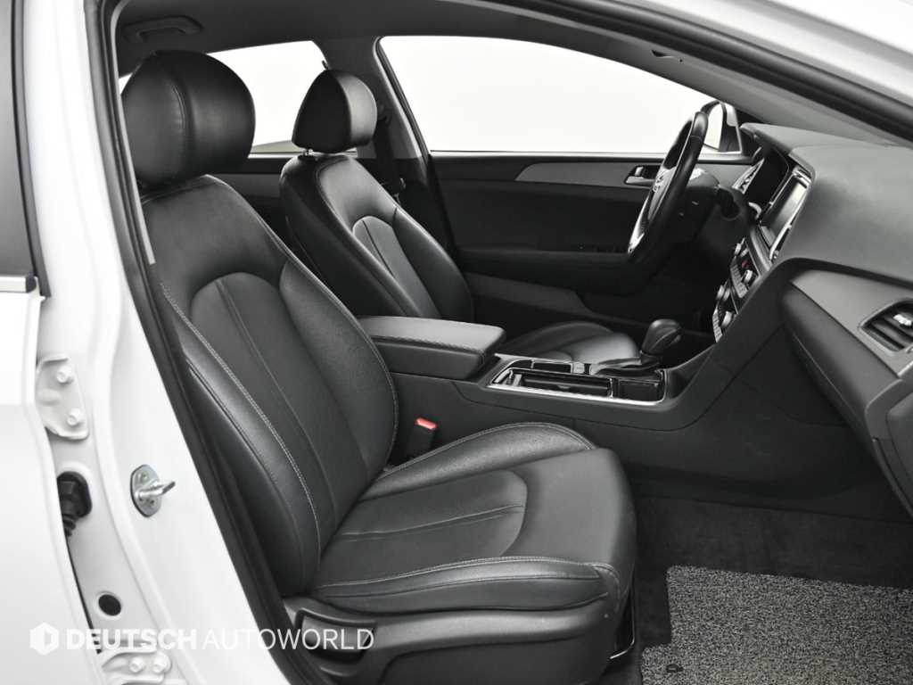 HYUNDAI Sonata - Vista 10