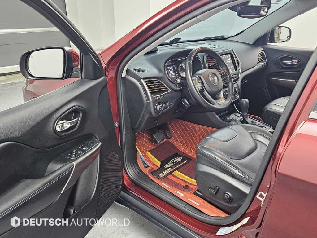 Jeep Cherokee - Vista 11