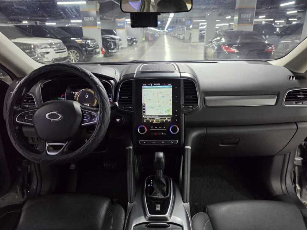 SAMSUNG QM6 - Vista 5