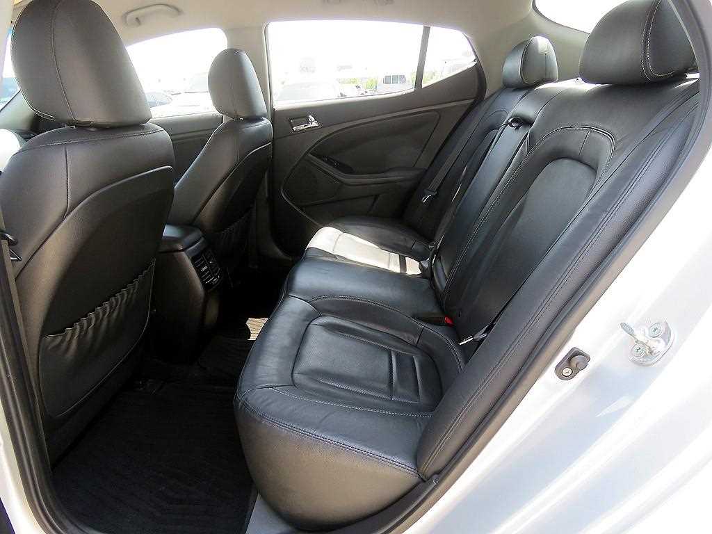 KIA K5 - Vista 6