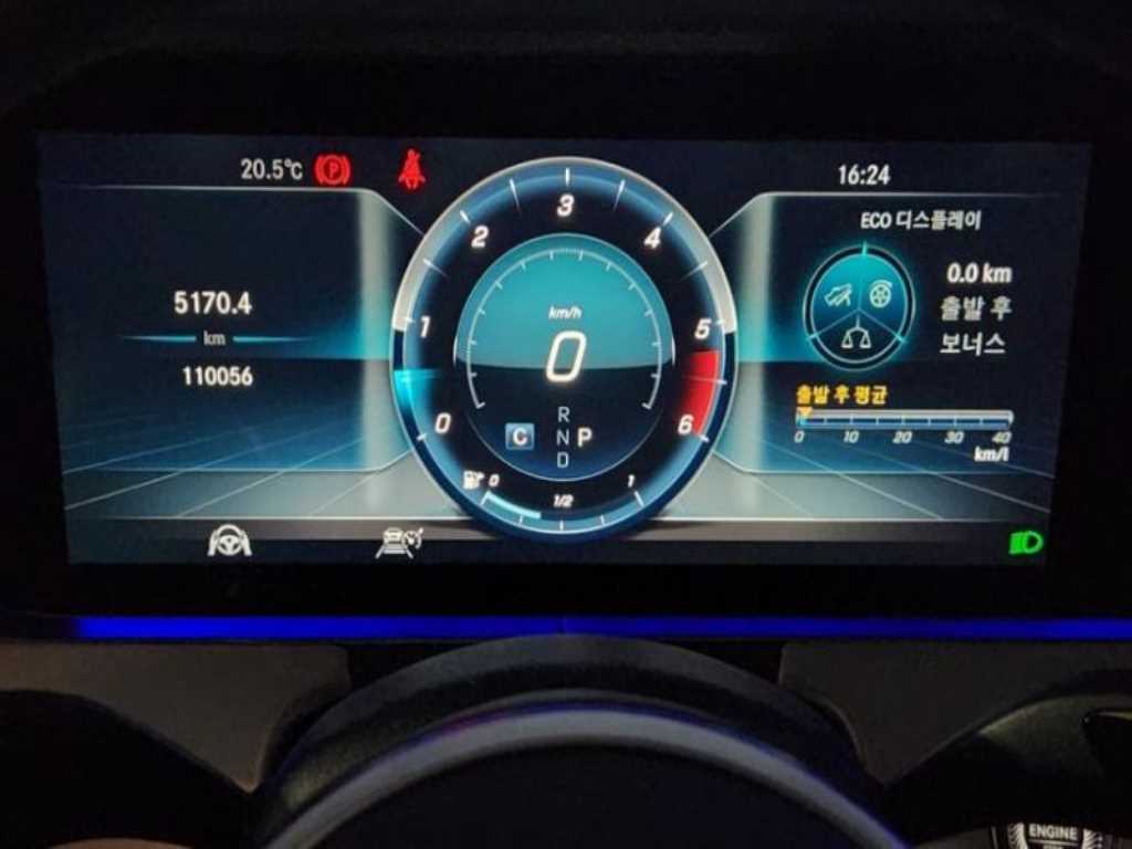 Mercedes Benz CLS Class - Vista 12