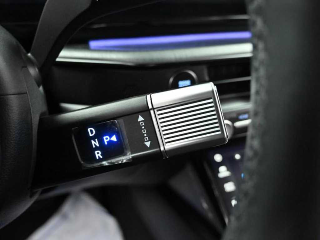 HYUNDAI Grandeur - Vista 9