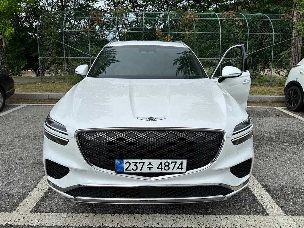 Genesis GV70 2025 Blanco - Importación desde Corea - HF Imports Iquique - Foto 1