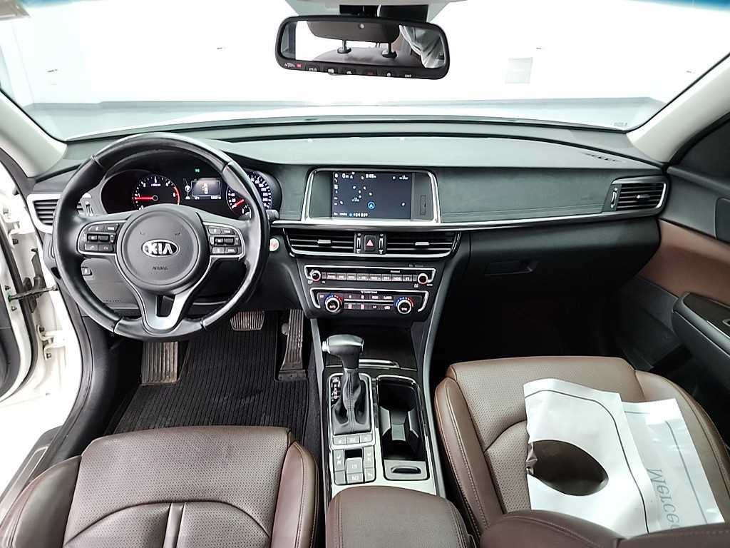 KIA K5 - Vista 7