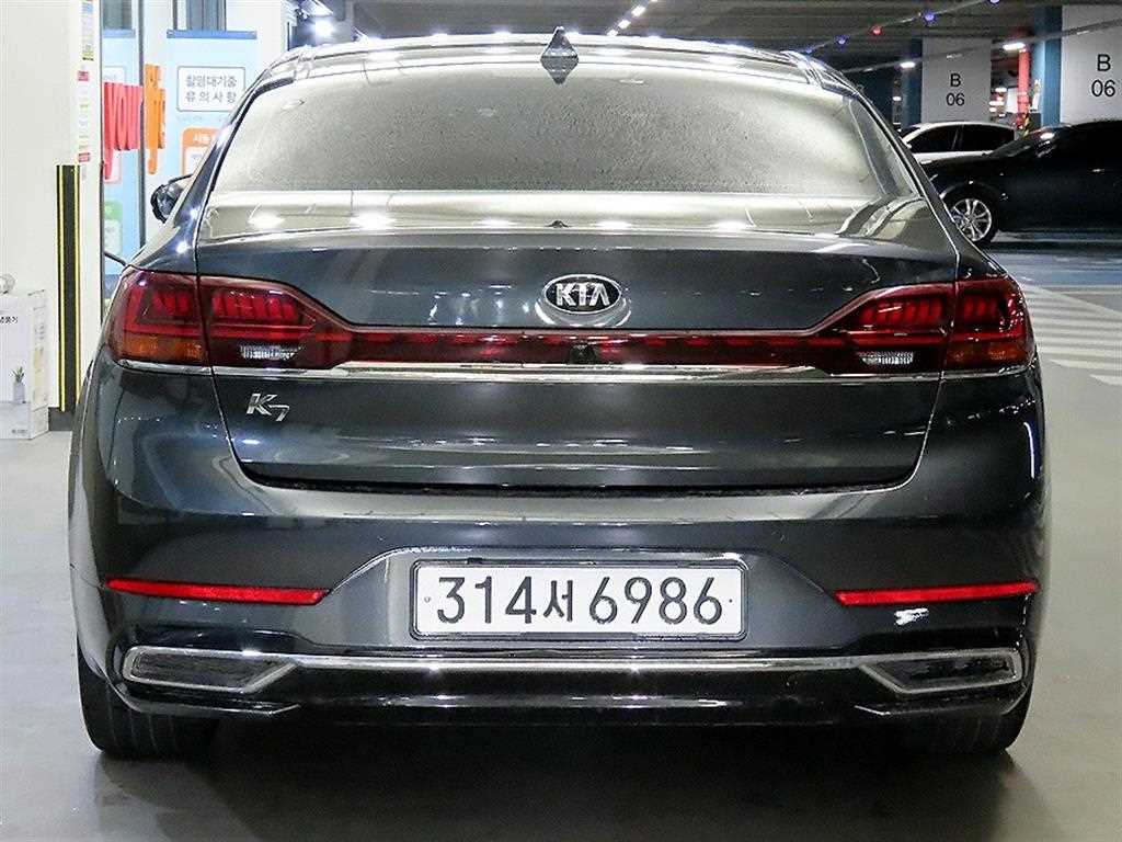 KIA K7 - Vista 5
