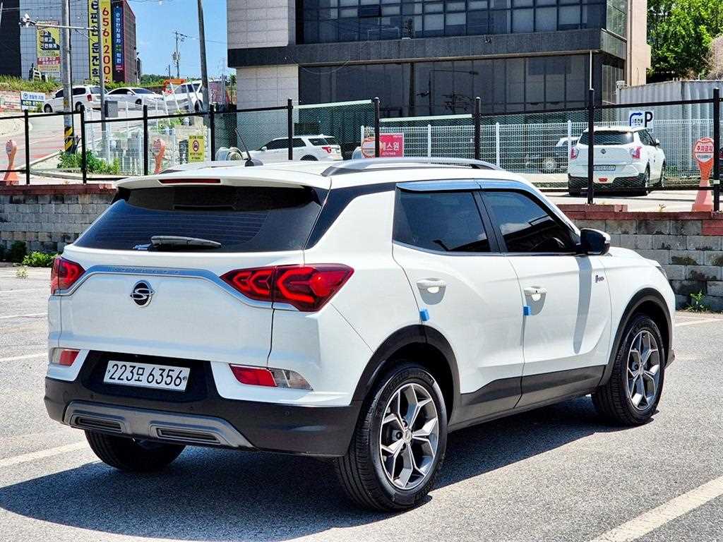Ssangyong Korando - Vista 4