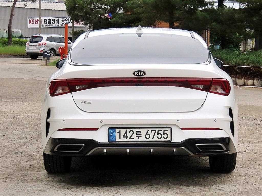KIA K5 - Vista 4